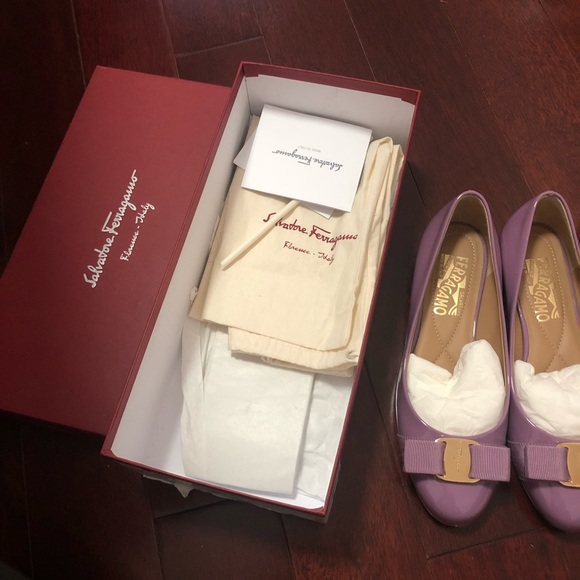 Salvatore Ferragamo flats - Picture 3 of 5